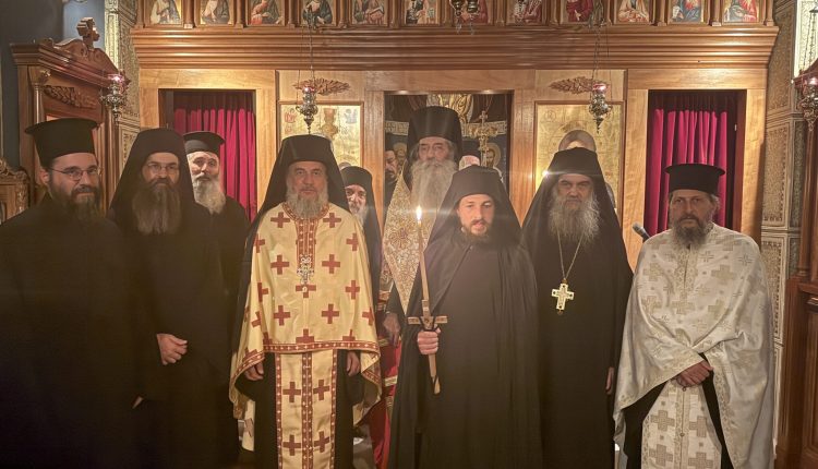 Μοναχική-Κουρά-από-τον-Μητροπολίτη-Πειραιώς-Σεραφείμ