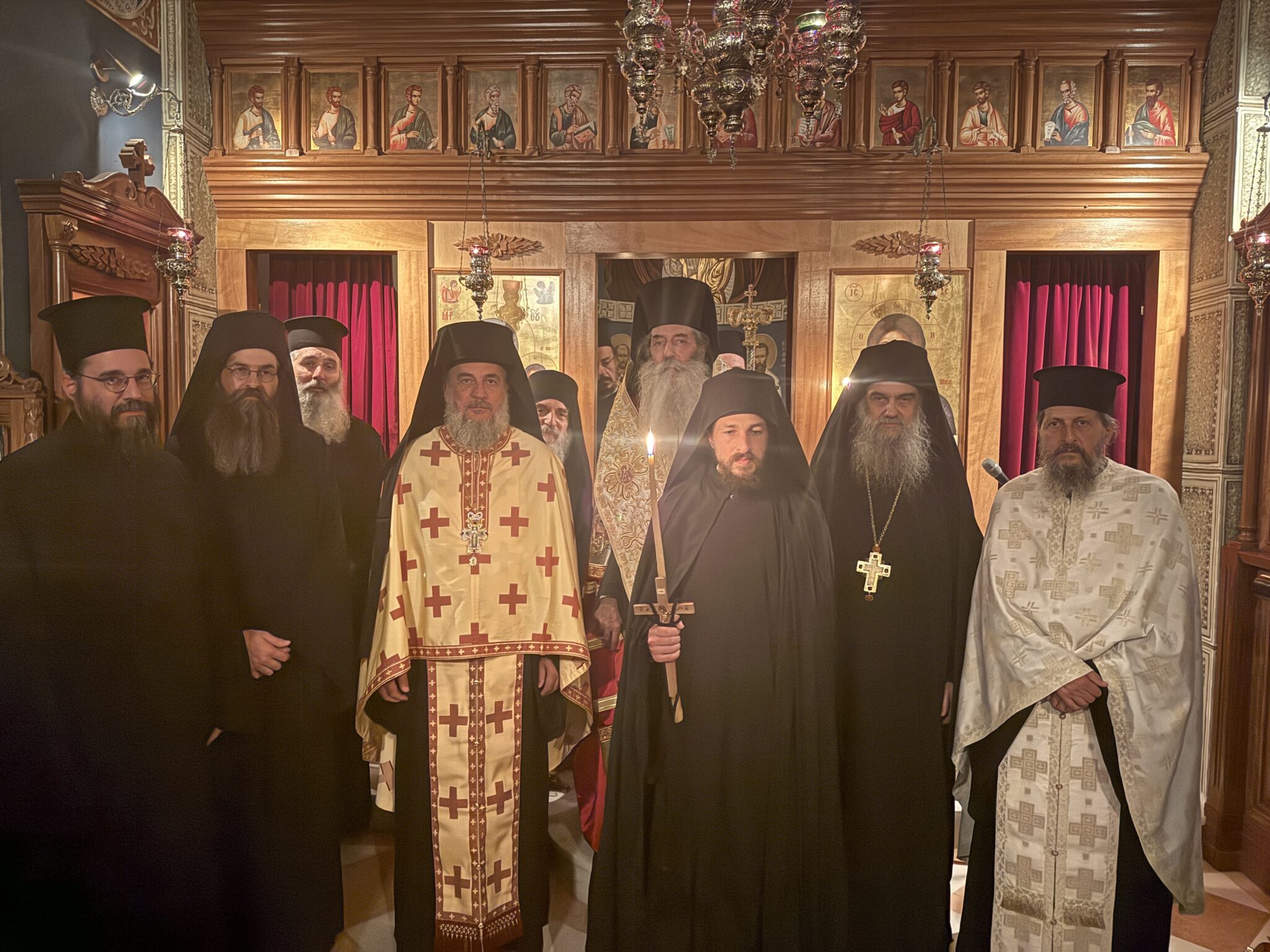 Μοναχική-Κουρά-από-τον-Μητροπολίτη-Πειραιώς-Σεραφείμ