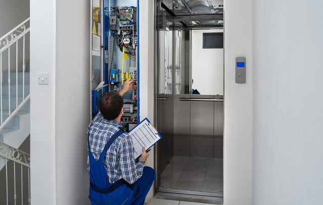 Υποχρεωτική-και-δωρεάν-η-απογραφή-όλων-των-ανελκυστήρων-έως-τις-30-Νοεμβρίου-–-Μέχρι-σήμερα-έχει-απογραφεί-το-10%