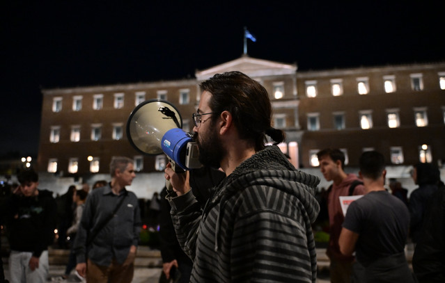 Συγκέντρωση-στο-Σύνταγμα-κατά-της-ψήφισης-της-τροπολογίας-για-τον-Άγνωστο-Στρατιώτη
