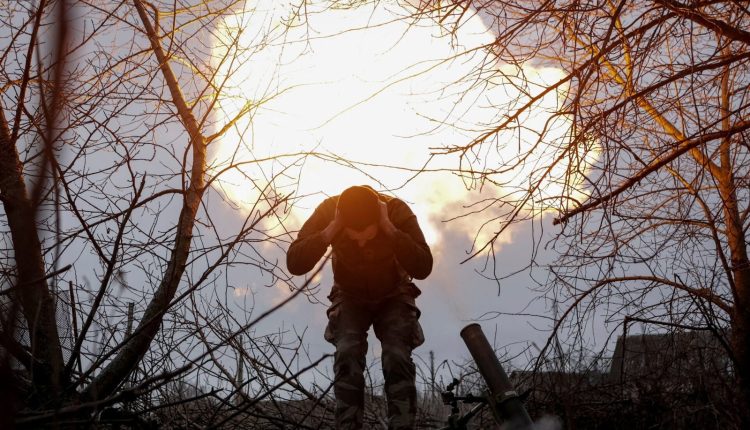 bloomberg:-Ευρώπη-και-Κίεβο-ετοιμάζουν-σχέδιο-12-σημείων-για-ειρήνη-στην-Ουκρανία