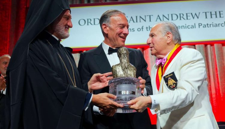 Στον-πρώην-ΥΠΕΞ-των-ΗΠΑ,-Μάικ-Πομπέο,-το-Βραβείο-Ανθρωπίνων-Δικαιωμάτων-“Αθηναγόρας”