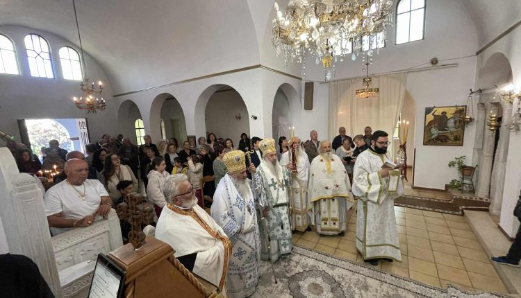 Ο-Αρχιεπίσκοπος-Ιόππης-Δαμασκηνός-συλλειτούργησε-με-τον-Μητροπολίτη-Αργυροκάστρου-στο-Δέλβινο