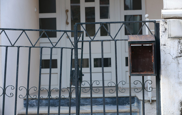 Ανατριχίλα-από-τη-μητροκτονία-στα-Τρίκαλα:-Θύμα-bullying-ο-18χρονος,-τον-κορόιδευαν-επειδή-χώρισαν-οι-γονείς-του