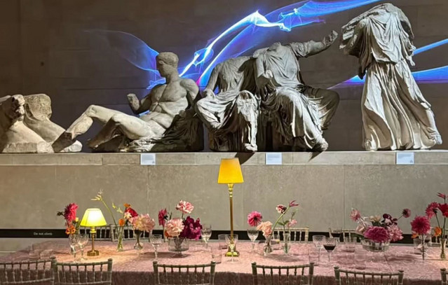 Βικτόρια-Χίσλοπ:-Ντρέπομαι-ως-Βρετανίδα-για-το-δείπνο-στην-αίθουσα-των-Γλυπτών,-ήταν-ασέβεια