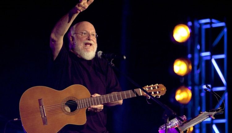 Θλίψη-για-τον-θάνατο-του-Διονύση-Σαββόπουλου:-Το-«αντίο»-επωνύμων-και-ανωνώμων