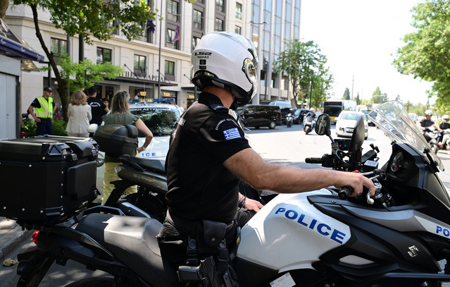 Αυξημένα-μέτρα-της-Τροχαίας-κατά-τον-εορτασμό-της-28ης-Οκτωβρίου-–-Απαγόρευση-κυκλοφορίας-των-φορτηγών-άνω-των-3,5-τόνων