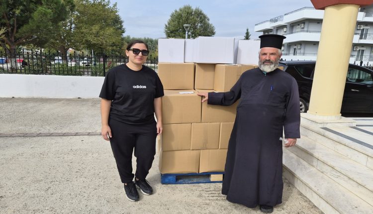 ΙΜ.-Μαρωνείας:-Δέματα-αγάπης-σε-ευπαθείς-ομάδες-και-άπορες-οικογένειες