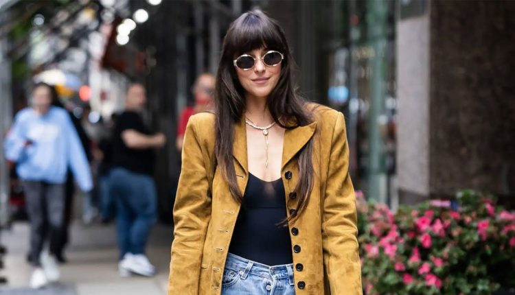 dakota-johnson:-h-νέα-global-ambassador-του-οίκου-valentino