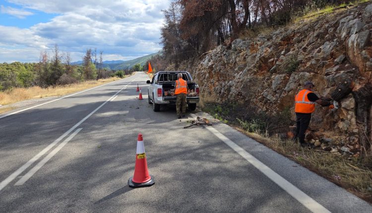Συνεχίζονται-οι-καθαρισμοί-στο-Επαρχιακό-Οδικό-Δίκτυο-της-ΠΕ-Κορινθίας-–-Περιφέρεια-Πελοποννήσου
