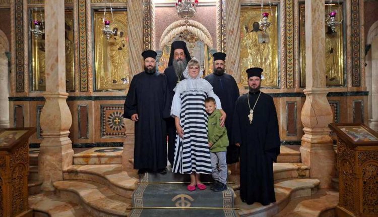 Ο-Μητροπολίτης-Πτολεμαΐδος-τέλεσε-την-εις-Διάκονον-Χειροτονία-του-Ιβάν-Αμπτσίνικοβ