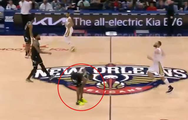 Δείτε-τον-αγώνα-του-nba-που-«έστησε»-ο-Τέρι-Ροζίερ-–-Η-πρόωρη-αποχώρηση-από-το-παρκέ-και-τα-πονταρίσματα-εκατοντάδων-χιλιάδων-δολαρίων