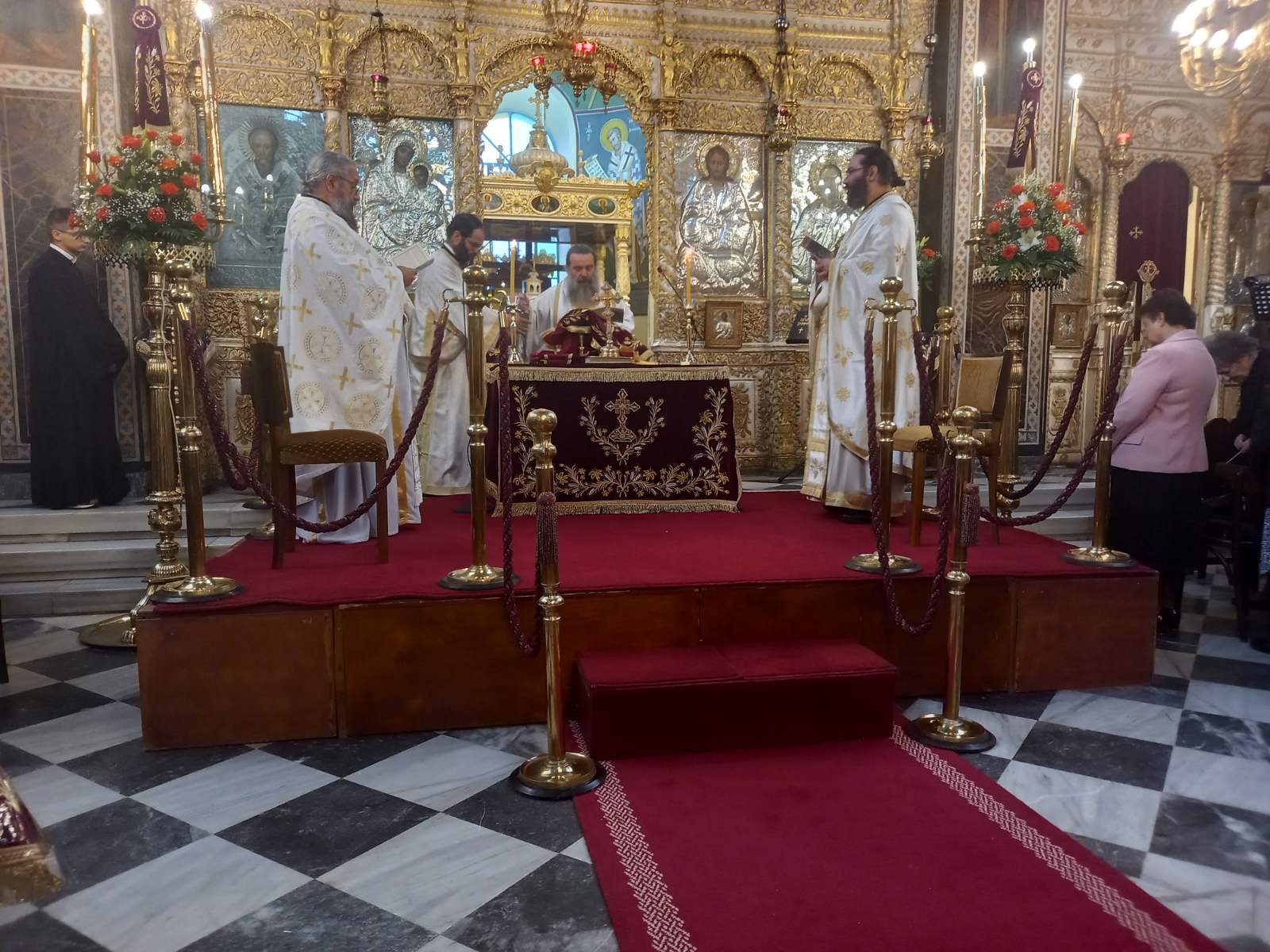 Ο-εορτασμός-της-μνήμης-του-Αγίου-Ιακώβου-του-Αδελφοθέου-στην-Μητρόπολη-Χίου