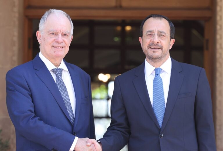 Τασούλας-–-Χριστοδουλίδης-στη-Θεσσαλονίκη-για-τη-διπλή-εορτή-του-Αγίου-Δημητρίου-και-της-Απελευθέρωσης