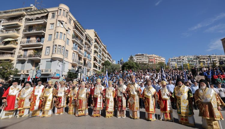 Λιτάνευση-του-Αγίου-Δημητρίου-και-της-Παναγίας-Φανερωμένης-“Βαθυρρύακος”-στη-Θεσσαλονίκη-(ΦΩΤΟ)