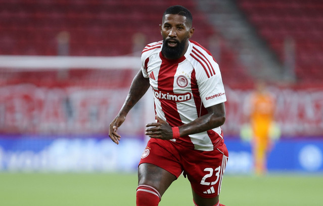 Ολυμπιακός:-Επιστρέφει-ο-Ροντινέι-για-το-ντέρμπι-με-την-ΑΕΚ,-στην-αποστολή-και-ο-Τσικίνιο