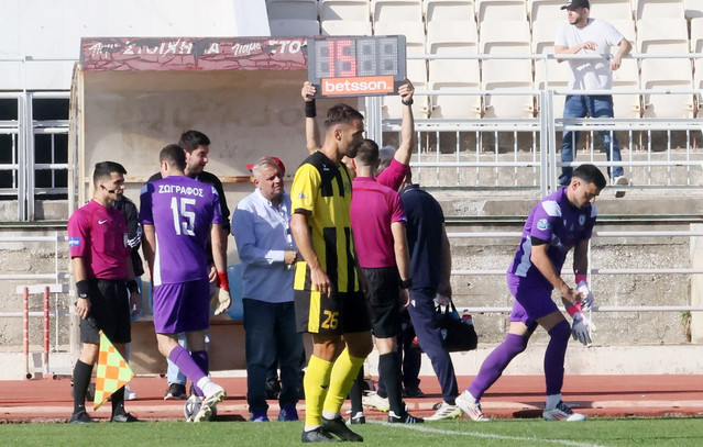 super-league-2:-Αυτά-είναι-τα-λάθη-του-τερματοφύλακα-της-Καβάλας-που-έστειλαν-στην-εξέδρα-οι-συμπαίκτες-του