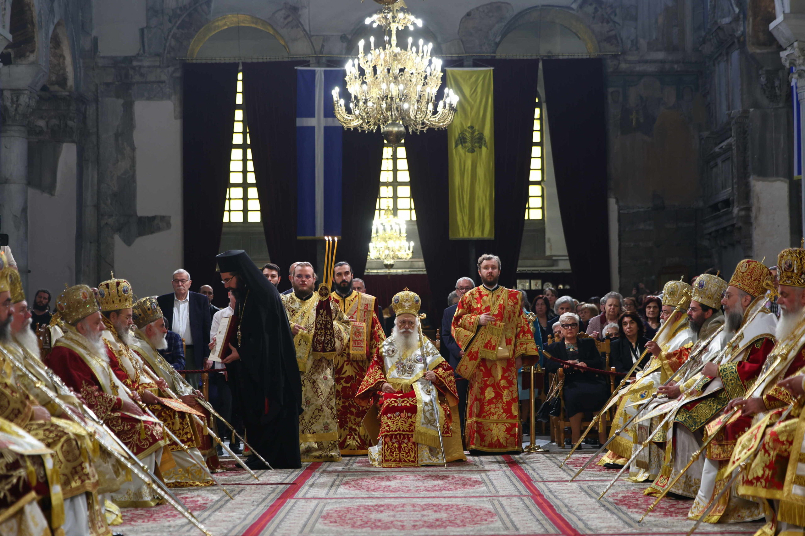 Πολυαρχιερατική-Θεία-Λειτουργία-για-τον-Πολιούχο-της-Θεσσαλονίκης,-Άγιο-Δημήτριο-(ΦΩΤΟ)