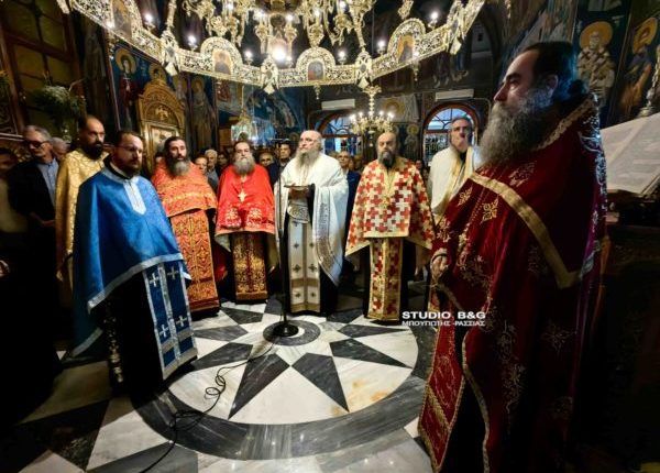 Πανηγυρίζει-η-γυναικεία-ιστορική-Ιερά-Μονή-του-Αγίου-Δημητρίου-Καρακαλά-στην-Αργολίδα