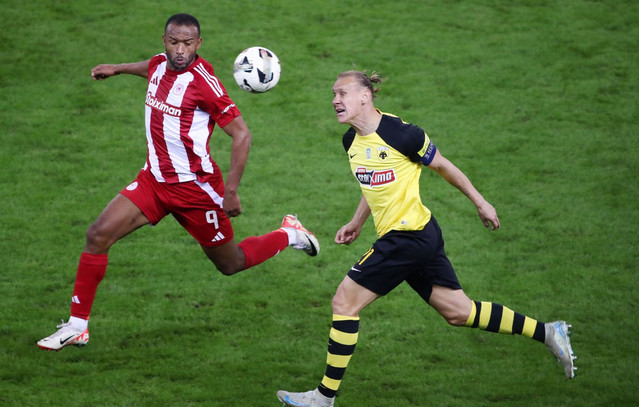 Ολυμπιακός-–-ΑΕΚ:-Οι-11άδες-που-επέλεξαν-οι-Μεντιλίμπαρ-και-Νίκολιτς