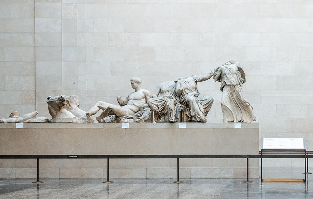 Η-Ελλάδα-διαθέτει-το-κατάλληλο-μουσείο-για-να-εκτεθούν-σε-αντάξιο-περιβάλλον-τα-γλυπτά-του-Παρθενώνα,-λέει-καθηγητής-Αιγυπτιολογίας