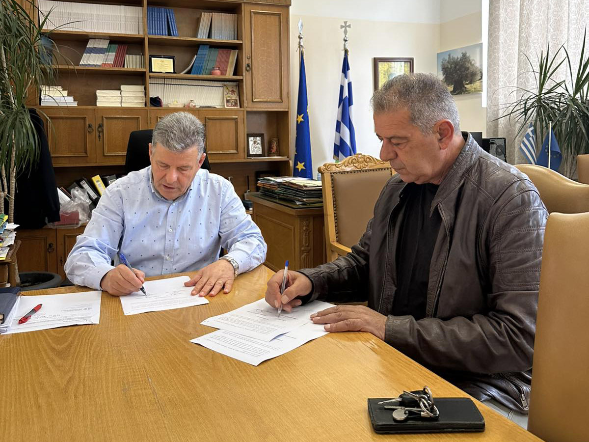 Υπογραφή-σύμβασης-έργου-ΓΟΕΒ-και-προμήθειας-ασφαλτομίγματος-στην-ΠΕ-Μεσσηνίας