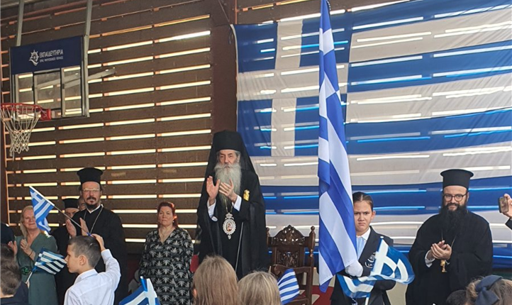 Πειραιώς-Σεραφείμ:-Η-Παναγία-να-μας-χαρίζει-τη-Σκέπη-και-την-Ευλογία-της