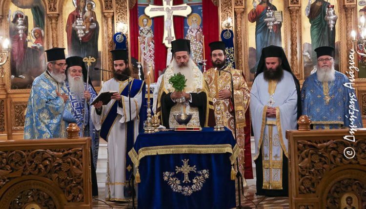 Αγιασμός-έναρξης-των-100-και-πλέον-Ενοριακών-Κατηχητικών-Συνάξεων-της-ΙΜ.-Φθιώτιδος