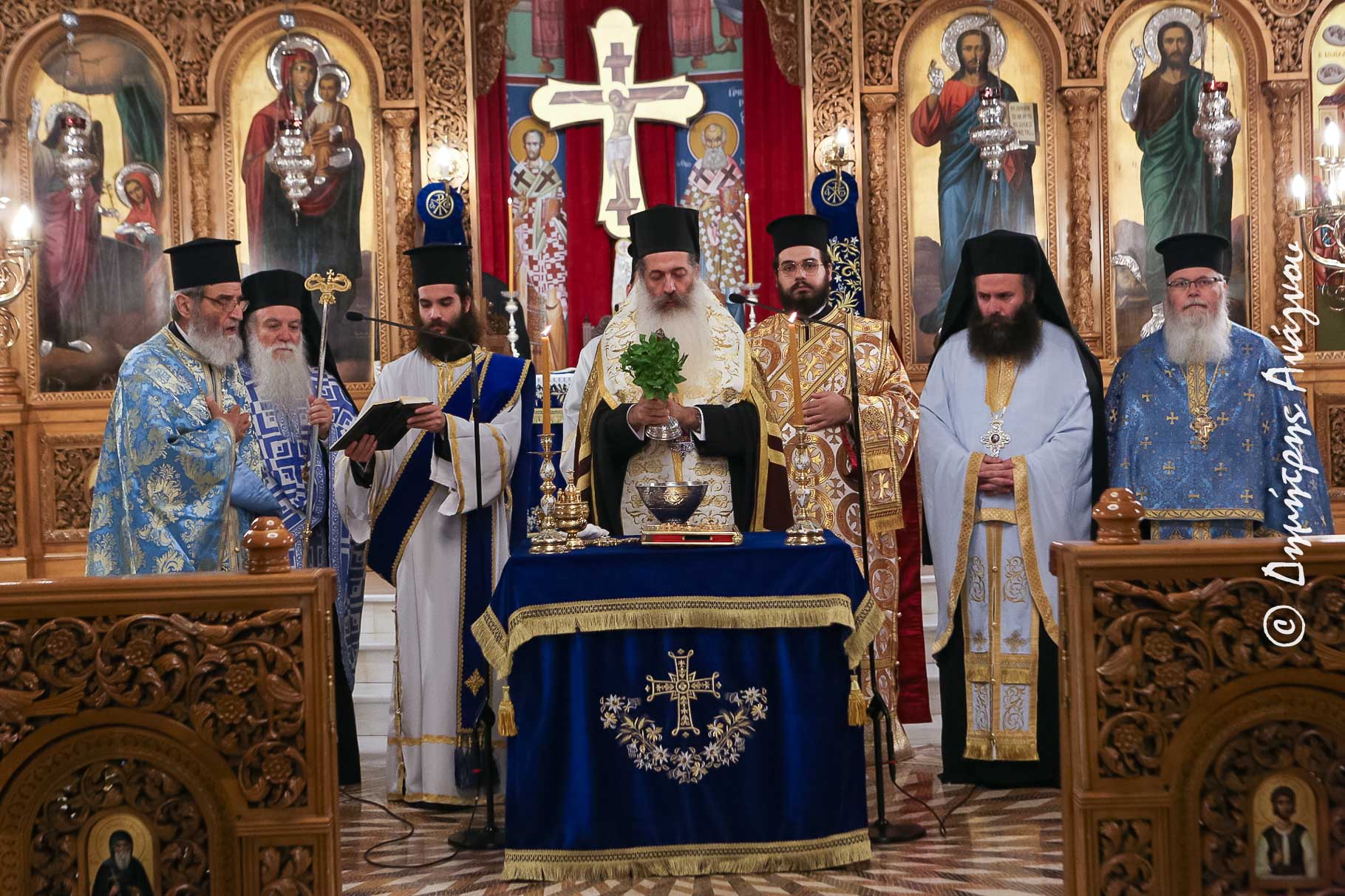 Αγιασμός-έναρξης-των-100-και-πλέον-Ενοριακών-Κατηχητικών-Συνάξεων-της-ΙΜ.-Φθιώτιδος