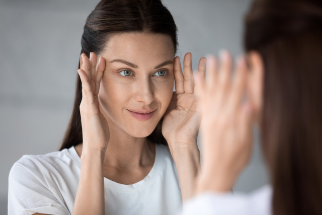 Μπορούν-τα-συμπληρώματα-κολλαγόνου-να-βελτιώσουν-το-δέρμα-σας;-Τι-δείχνουν-οι-έρευνες