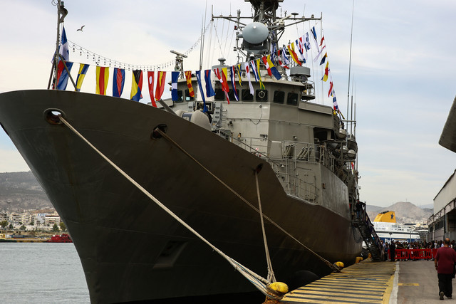 Ανοιχτή-για-το-κοινό-σήμερα-η-φρεγάτα-«Ψαρά»-στην-προβλήτα-11-του-ΟΛΠ