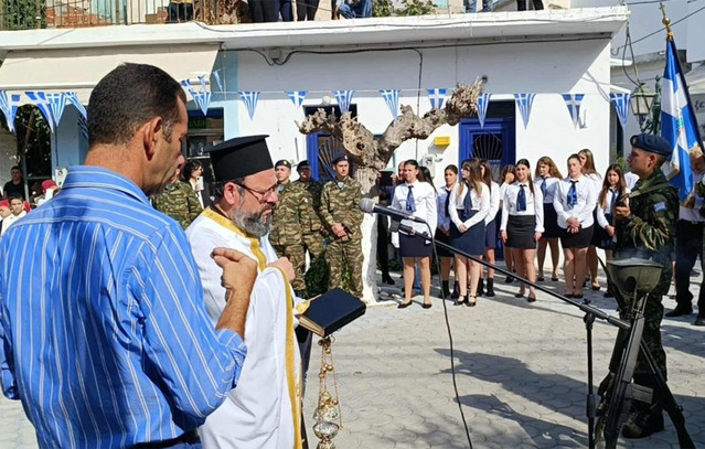 Οι-κάτοικοι-των-Φούρνων-Κορσεών-τίμησαν-με-υπερηφάνεια-την-Εθνική-Επέτειο-της-28ης-Οκτωβρίου