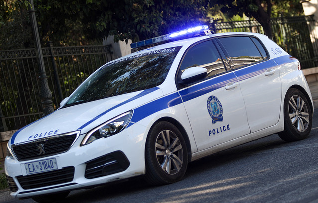 Οπαδικό-επεισόδιο-στην-Πάτρα:-Μαχαιρώματα-μεταξύ-ανήλικων-–-Ένας-17χρονος-τραυματίστηκε-στο-λαιμό