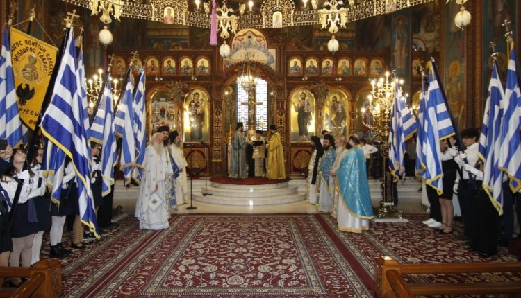 Δοξολογία-για-την-επέτειο-του-ιστορικού-«ΟΧΙ»-στον-εορτάζοντα-Ι.-Καθεδρικό-Ναό-της-Έδεσσας