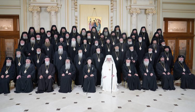 Σε-κλίμα-ενότητας-ολοκληρώθηκε-η-πενθήμερη-επίσημη-επίσκεψη-του-Οικουμενικού-Πατριάρχη-στο-Πατριαρχείο-Ρουμανίας