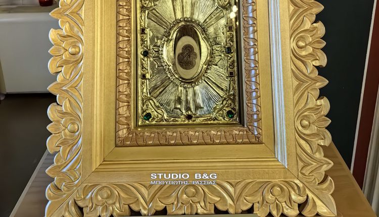 Ένα-ιερό-δώρο-ευλογίας-στην-Ευαγγελίστρια-Ναυπλίου