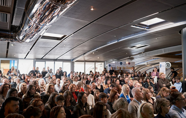 Τελετή-Βράβευσης-του-Πανελλήνιου-Μαθητικού-Διαγωνισμού-“drive-the-change”:-Η-νέα-γενιά-σχεδιάζει-το-μέλλον-της-Οδικής-Ασφάλειας