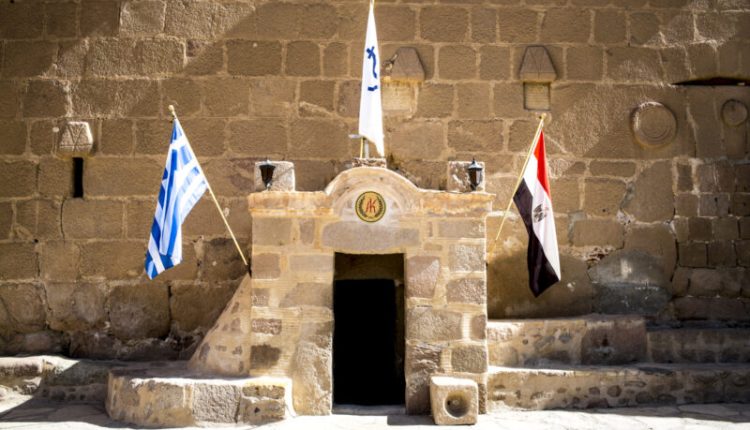 Σήμερα-η-Ενθρόνιση-του-Αρχιεπισκόπου-Σινά-Συμεών,-παρουσία-του-Πατριάρχη-Ιεροσολύμων-και-του-Κυριάκου-Μητσοτάκη