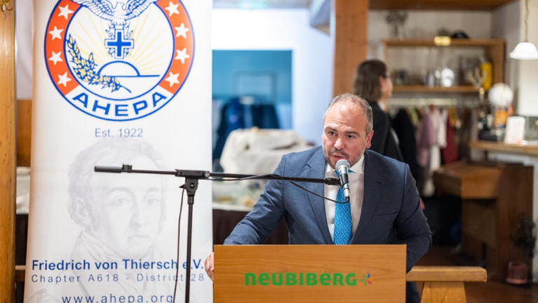 Επαφές-Φόρτωμα-στη-Βαυαρία-με-την-ελληνική-ομογένεια