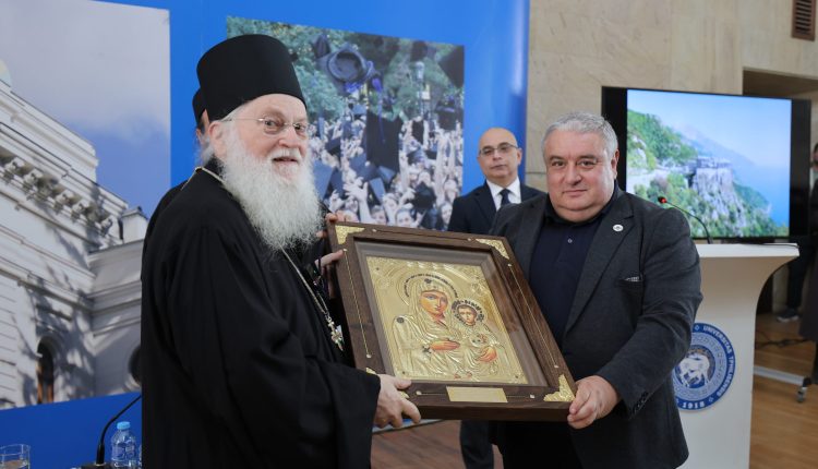 Ο-Γέρων-Εφραίμ-ο-Βατοπαιδινός-μίλησε-στο-Κρατικό-Πανεπιστήμιο-Τιφλίδας-(ΦΩΤΟ)