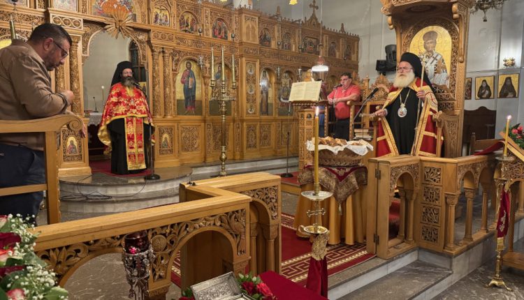 Ο-Αρχιερατικός-Εσπερινός-της-Ανακομιδής-των-Λειψάνων-του-Αγίου-Γεωργίου-στην-Σητεία