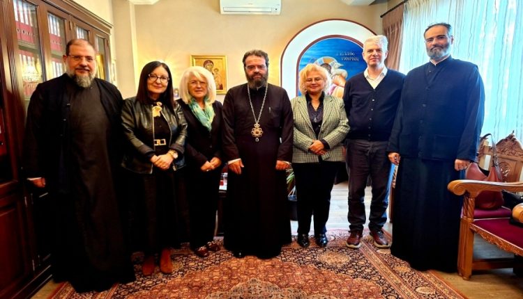 Συνάντηση-Μητροπολίτη-Μαρωνείας-με-Διευθυντές-της-Εκπαίδευσης