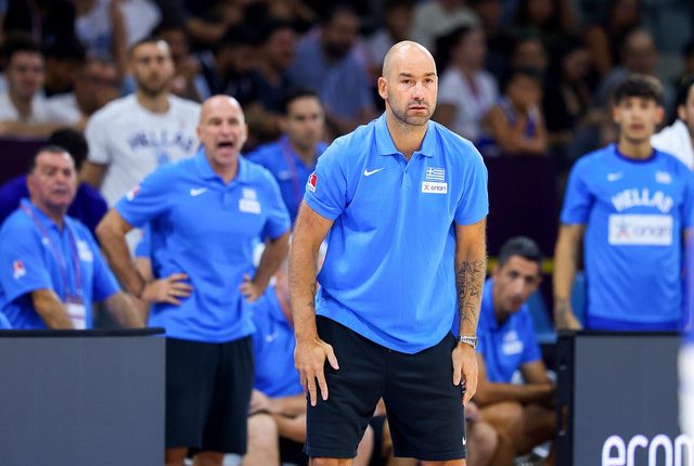 Συνεχίζει-στον-πάγκο-της-Εθνικής-έως-το-2027-ο-Βασίλης-Σπανούλης