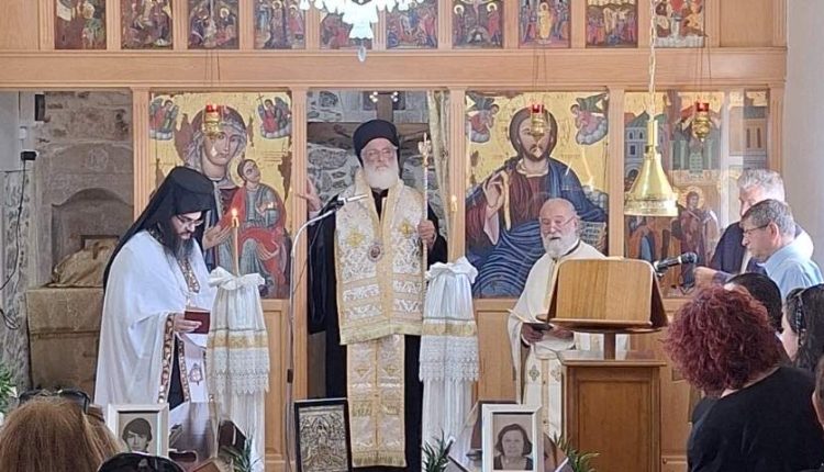 ΙΜ.-Αρκαλοχωρίου:-Εξόδιος-ακολουθία-αείμνηστων-Μαρίας-Μαραυγάκη-και-Ιωάννου-Κελαράκη