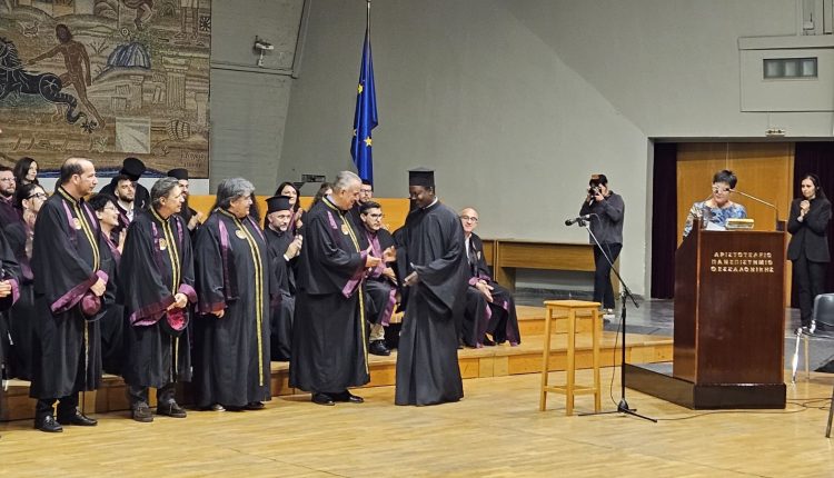 Αρίστευσε-φοιτητής-από-την-Τανζανία-στο-Τμήμα-Κοινωνικής-Θεολογίας-και-Χριστιανικού-Πολιτισμού-του-ΑΠΘ