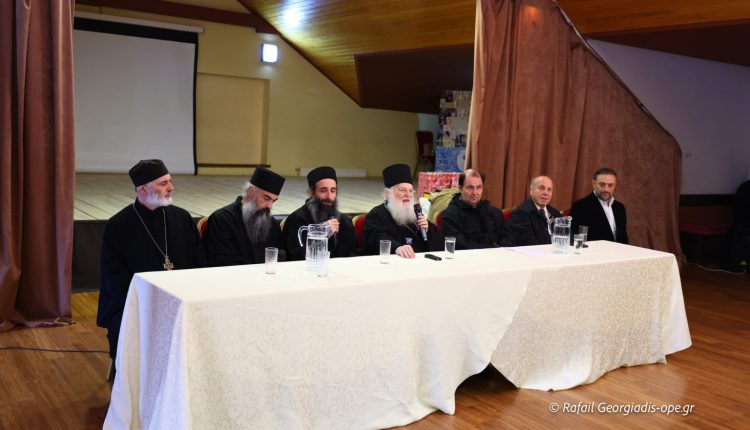 Πνευματική-ομιλία-του-Γέροντος-Εφραίμ-Βατοπαιδινού-σε-σχολείο-στη-Γεωργία