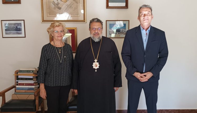 Στον-Μητροπολίτη-Μεσσηνίας-ο-νέος-Διοικητής-του-Νοσοκομείου-Καλαμάτας