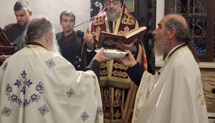 o-Μητροπολίτης-Κυρηνείας-στον-πανηγυρίζοντα-παλαιό-Ιερό-Ναό-Αγίου-Γεωργίου-στην-κοινότητα-Μάμμαρι