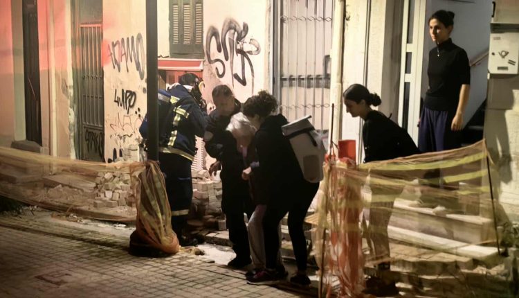 Φωτιά-σε-κατοικία-της-Πάτρας-–-Απεγκλωβίστηκε-ηλικιωμένη-γυναίκα-–-ertnews.gr