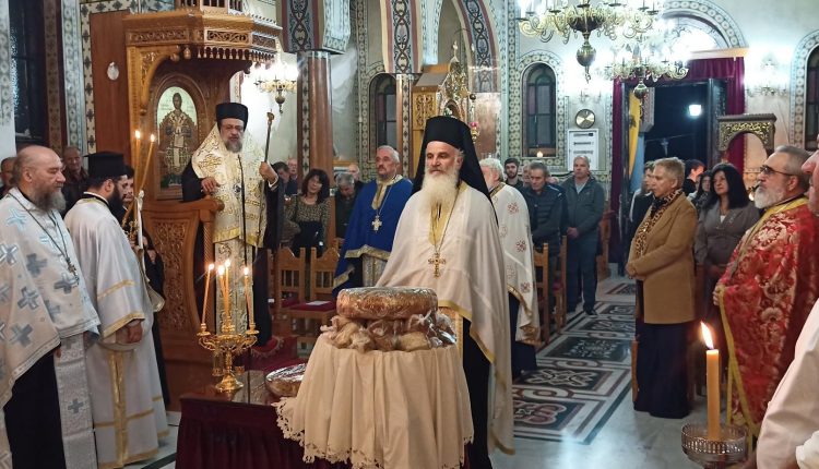 Ο-Εσπερινός-των-Ταξιαρχών-στην-Ιερά-Μητρόπολη-Μεσσηνίας